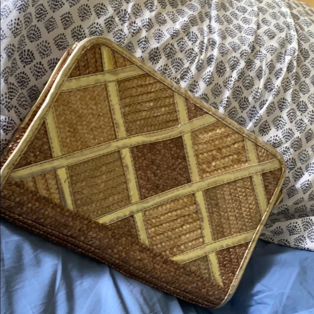 RESERVED Vintage clutch! EUC